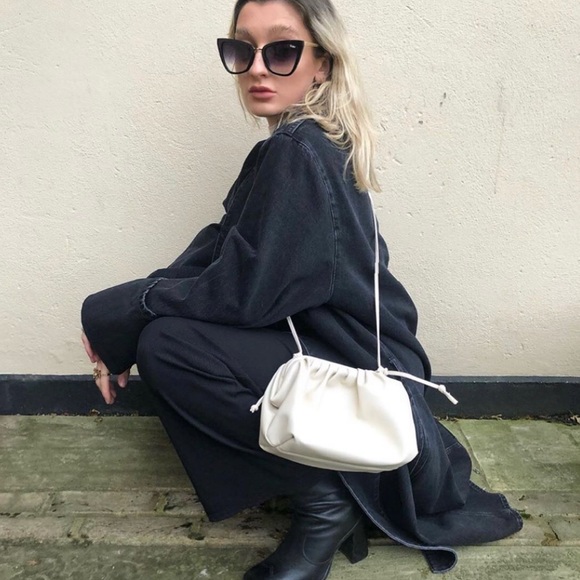 Off White Ruched Crossbody Bag - Picture 6 of 6